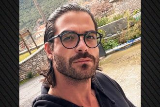 Αχαΐα: Δικογραφία σε βάρος του μουσικού Άρη Μουγκοπέτρου για τον τραυματισμό του από κροτίδα - Έχασε δύο δάχτυλα