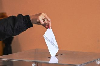 Δημοσκόπηση Marc: Αυστηρότερη στάση στο Μεταναστευτικό ζητά το 73,4%