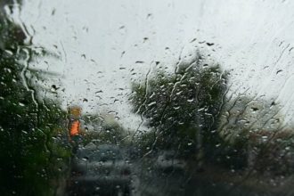 Ισχυρές καταιγίδες και θυελλώδεις ανέμους φέρνει η «Ιnes» το επόμενο 48ωρο – Έκτακτο δελτίο από την ΕΜΥ