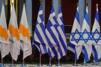 «Η ηλεκτρική διασύνδεση Ελλάδας-Κύπρου-Ισραήλ θα γίνει με όρους οι οποίοι δεν θα κλονίσουν την ασφάλειά μας»