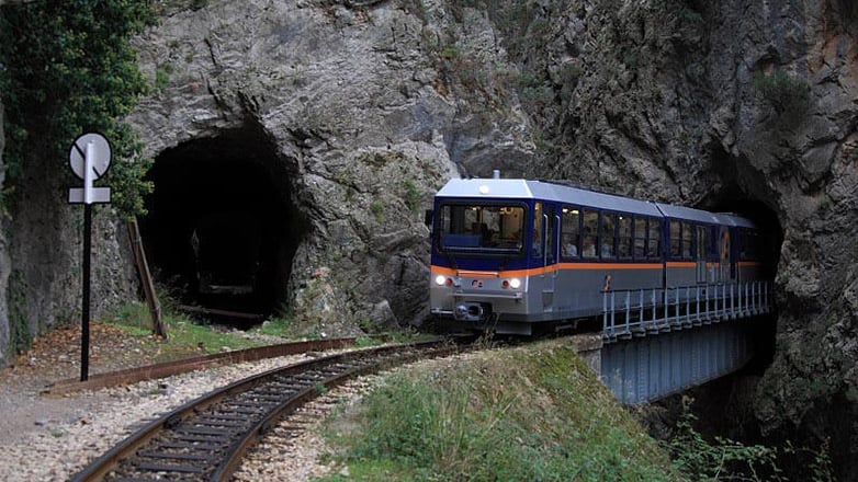 Καλάβρυτα: Αναστολή δρομολογίων στον Οδοντωτό λόγω κατολίσθησης