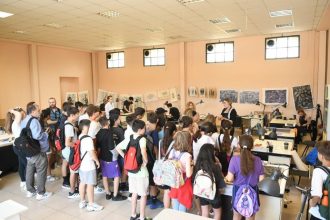 Οι χαράκτες υποδέχθηκαν μαζί με τον Δήμαρχο την 6η τάξη του 60ου Δημοτικού Σχολείου Πατρών