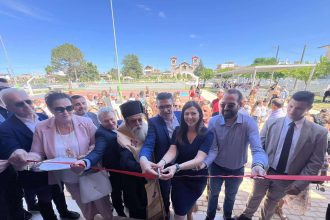 Νέα Μανωλάδα: Παρουσία της Σ. Ζαχαράκη τα εγκαίνια του Δημοτικού σχολείου