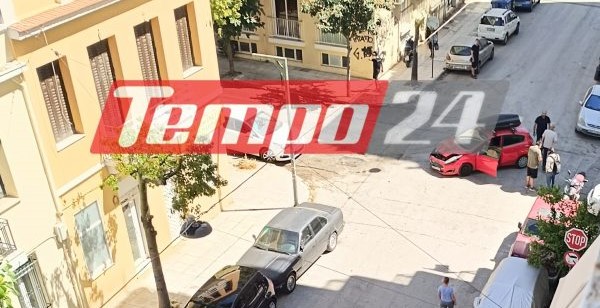 Πάτρα: Τροχαίο ατύχημα στη Μεσολογγίου - ΦΩΤΟ