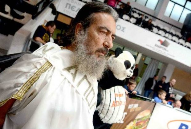 Βασίλη Δοξαράς: "Έφυγε" ο πιο πιστός φίλαθλος του Απόλλωνα Πάτρας - Αδελφός του γνωστού ηθοποιού