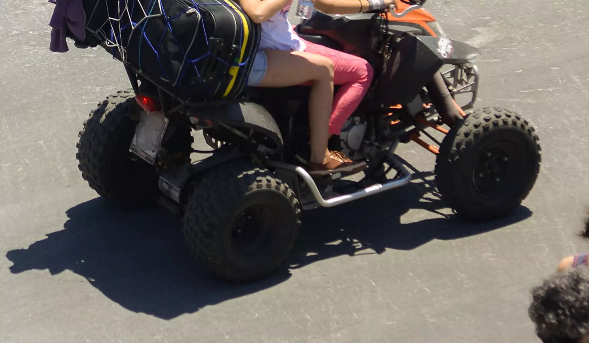 Ζάκυνθος: Έπεσαν με την "γουρούνα" στην θάλασσα - Μια τουρίστρια στο νοσοκομείο