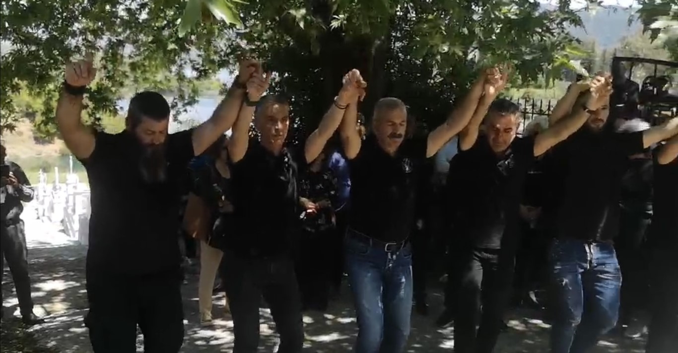 Μπαμπαλιό: Πώς το ποντιακό χωριό της Αμφιλοχίας αποχαιρέτησε ένα γνήσιο τέκνο του ΒΙΝΤΕΟ