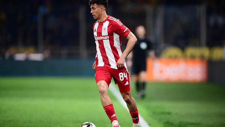 Athletic: Μυθική πρόταση της Μπράιτον 30 εκατ. λιρών για Κωστούλα στον Ολυμπιακό