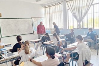Οι μαθητές του Γυμνασίου Τραγανού έγιναν… δημοσιογράφοι στην τάξη τους