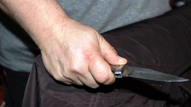 Πάτρα: Με την κατηγορία της απόπειρας ανθρωποκτονίας οδηγείται την Πέμπτη στον Ανακριτή ο 34χρονος για τα μαχαιρώματα στη Veso