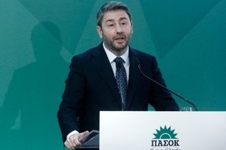 Ανδρουλάκης: Η κυβέρνηση εκθέτει διεθνώς τη χώρα μας με τη στάση της