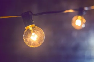 Πάτρα: "Φρόντιζαν" να έχουν δωρεάν ρεύμα στο σπίτι τους