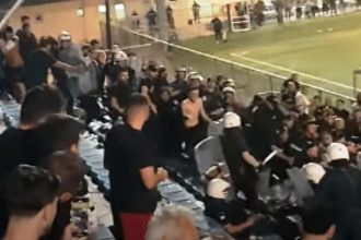 Πάτρα: Σοβαρά επεισόδια στο "Kάνιστρας" μετά τη λήξη του Τελικού Κυπέλλου Ερασιτεχνών - Συλλήψεις από την ΕΛ.ΑΣ (ΒΙΝΤΕΟ) - Ένταση στο Αστυνομικό Μέγαρο