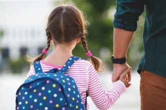 Μειώνεται ο αριθμός των μαθητών στο Δημοτικό Σχολείο λόγω λιγότερων γεννήσεων - Η εικόνα στη Δυτική Ελλάδα!