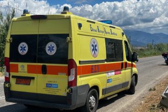 Σοβαρό τροχαίο στην εθνική οδό Πατρών - Πύργου - Συγκρούστηκαν δύο οχήματα - Στο νοσοκομείο οι τραυματίες - ΦΩΤΟ