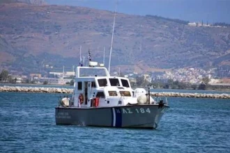 Αιγιάλεια: Περιπέτεια για λουόμενη που παρασύρθηκε από ρεύματα