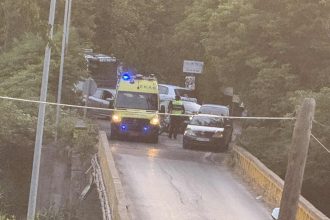 Αιτωλοακαρνανία: Τροχαίο σε γέφυρα προκάλεσε αναστάτωση (ΦΩΤΟ)