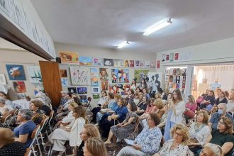 Εγκαινιάστηκε η έκθεση τμημάτων του Μορφωτικού Συλλόγου Κυριών