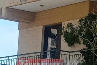 Πάτρα: Συνεχίζεται η...βροχή από σοβάδες με κίνδυνο για νέα τραγωδία - Νέο περιστατικό στην οδό Λευκωσίας - ΦΩΤΟ