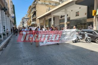Πάτρα: Πορεία για το ναυάγιο της Πύλου (ΦΩΤΟ)