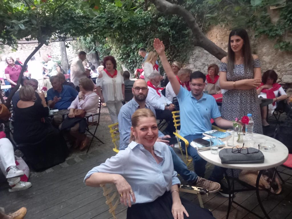 ΠΑΤΡΑ: Παρουσιάστηκε το νέο βιβλίο του δημοσιογράφου – συγγραφέα Ηλία Π. Γεωργάκη ΦΩΤΟ ΠΑΤΡΑ: Παρουσιάστηκε το νέο βιβλίο του δημοσιογράφου – συγγραφέα Ηλία Π. Γεωργάκη ΦΩΤΟ