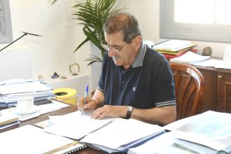 Πάτρα: Υπογραφή Σύμβασης για Έργα σε Ανατολικό και Νότιο Διαμέρισμα