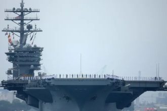 Οι ΗΠΑ μετακινούν αεροπλανοφόρο από τον Ειρηνικό στη Μέση Ανατολή