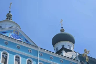 Σεισμός στο Άγιον Όρος: Ρωγμές και καταστροφές σε εκκλησίες – Κίνδυνος να χαθούν αγιογραφίες αιώνων