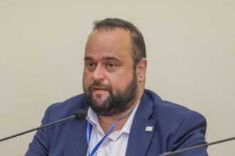 Eπίθεση Αϊβαλή στη Δημοτική Αρχή: Διαστρέβλωση των θέσεων της παράταξής μας για την αντιπολεμική κινητοποίηση