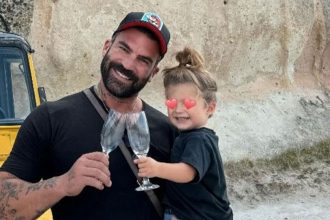 Δημήτρης Αλεξάνδρου: Πώς περνάει με τον γιο του, Πάρη στην Αθήνα