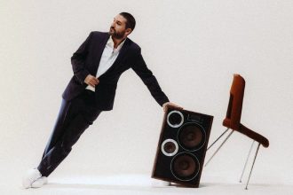 O δεξιοτέχνης τρομπετίστας Ibrahim Maalouf στο θέατρο του Λυκαβηττού