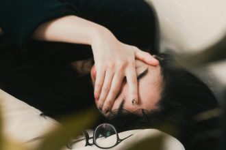Τώρα, τι γίνεται τώρα; Οι μαύροι κύκλοι και το καμουφλάζ τους