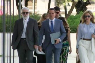 Μιχάλης Δημητρακόπουλος: Θα είναι η μεγαλύτερη δικαστική πλάνη αν το δικαστήριο καταδικάσει τον Πέτρο Φιλιππίδη