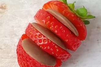 Hasselback Strawberries: Ιδέα για μπουφέ σε παιδικό πάρτι