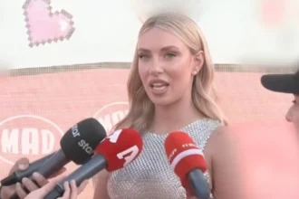 Γαρυφαλλιά Καληφώνη για Χρήστο Μάστορα: Έχουν πει πάνω από 50 φορές ότι χωρίσαμε, δεν ισχύει ότι παντρευόμαστε