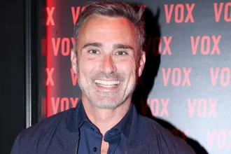 Γιώργος Καπουτζίδης: Το δύσκολο στο σχολείο δεν ήταν το μάθημα, ήταν το διάλειμμα