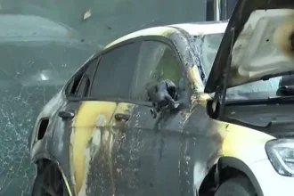 Επίθεση με γκαζάκια σε κατάστημα μεταχειρισμένων αυτοκινήτων