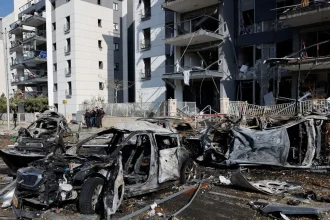Στην κόψη του ξυραφιού Ισραήλ και Ιράν – Τα βλέμματα στραμμένα στη Γενεύη