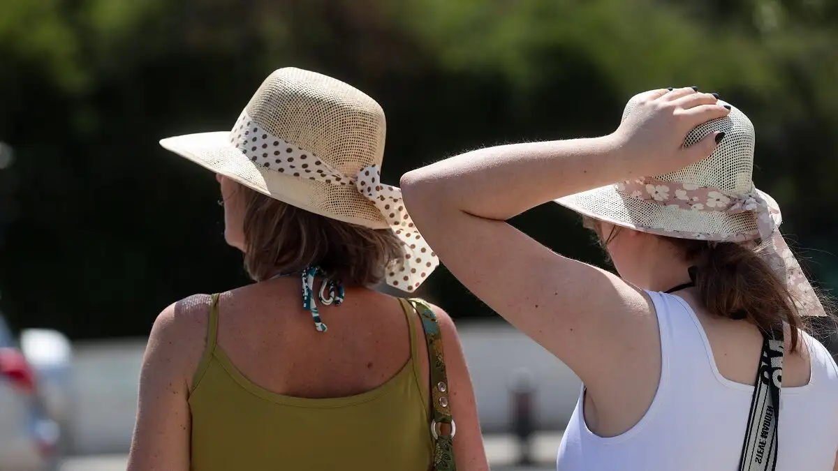 Κορυφώνεται την Παρασκευή ο πρώτος καύσωνας του καλοκαιριού - Ποιες περιοχές θα «χτυπήσουν» 40άρια