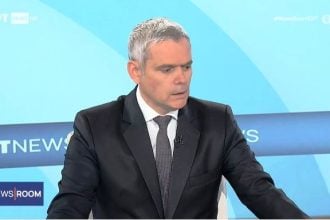 Κ. Καραγκούνης: Σε ιστορικό χαμηλό 17ετίας η ανεργία, στοχευμένες πολιτικές για νέους και γυναίκες