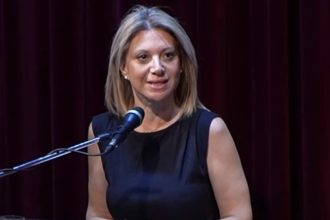 «Ουδέποτε μετέφερε ή έφτασε στον πελάτη μου μήνυμα με απειλές για την κ. Καρυστιανού», λέει ο δικηγόρος του δικαστή