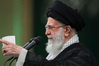 Διάγγελμα Χαμενεΐ: Το Ισραήλ έκανε ένα τεράστιο λάθος και θα «τιμωρηθεί» – «Απειλητικές και γελοίες οι δηλώσεις Τραμπ»