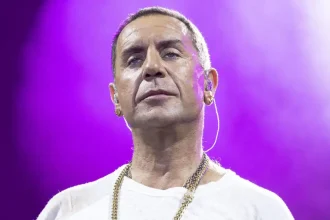 Ο Γιώργος Μαζωνάκης διέκοψε συναυλία του στην Κύπρο