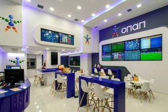 Πάτρα: Πήγε σε πρακτορείο ΟΠΑΠ, έπαιξε δελτία 5.000 ευρώ και δεν πλήρωσε!