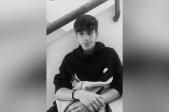 Συγκλονίζουν τα μηνύματα στα social media για τον 14χρονο Σπύρο που πνίγηκε στον Άραχθο - Το απόγευμα η κηδεία του