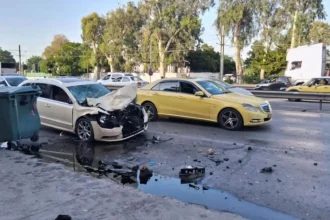 Τροχαίο δυστύχημα στον Άλιμο: Ελεύθερος υπό όρους ο 23χρονος ταξιτζής - Του απαγορεύθηκε η οδήγηση