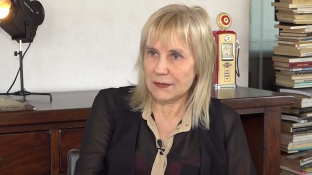 Σώτη Τριανταφύλλου: Έχω τρομερή αυτοπεποίθηση σε σχέση με το γράψιμο