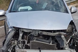 Ναύπακτος: Σφοδρό τροχαίο με δύο τραυματίες, στην έξοδο του περιφερειακού