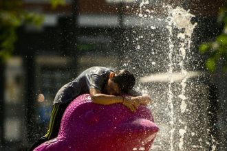 Καιρός: Θερμότερος του κανονικού αναμένεται ο Ιούλιος – Η μακροπρόθεσμη πρόγνωση του meteo