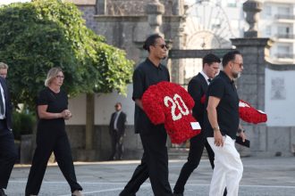 Ράγισε καρδιές η Λίβερπουλ στην Πορτογαλία: «Αντίο» στον Ζότα από όλη την οικογένεια του συλλόγου